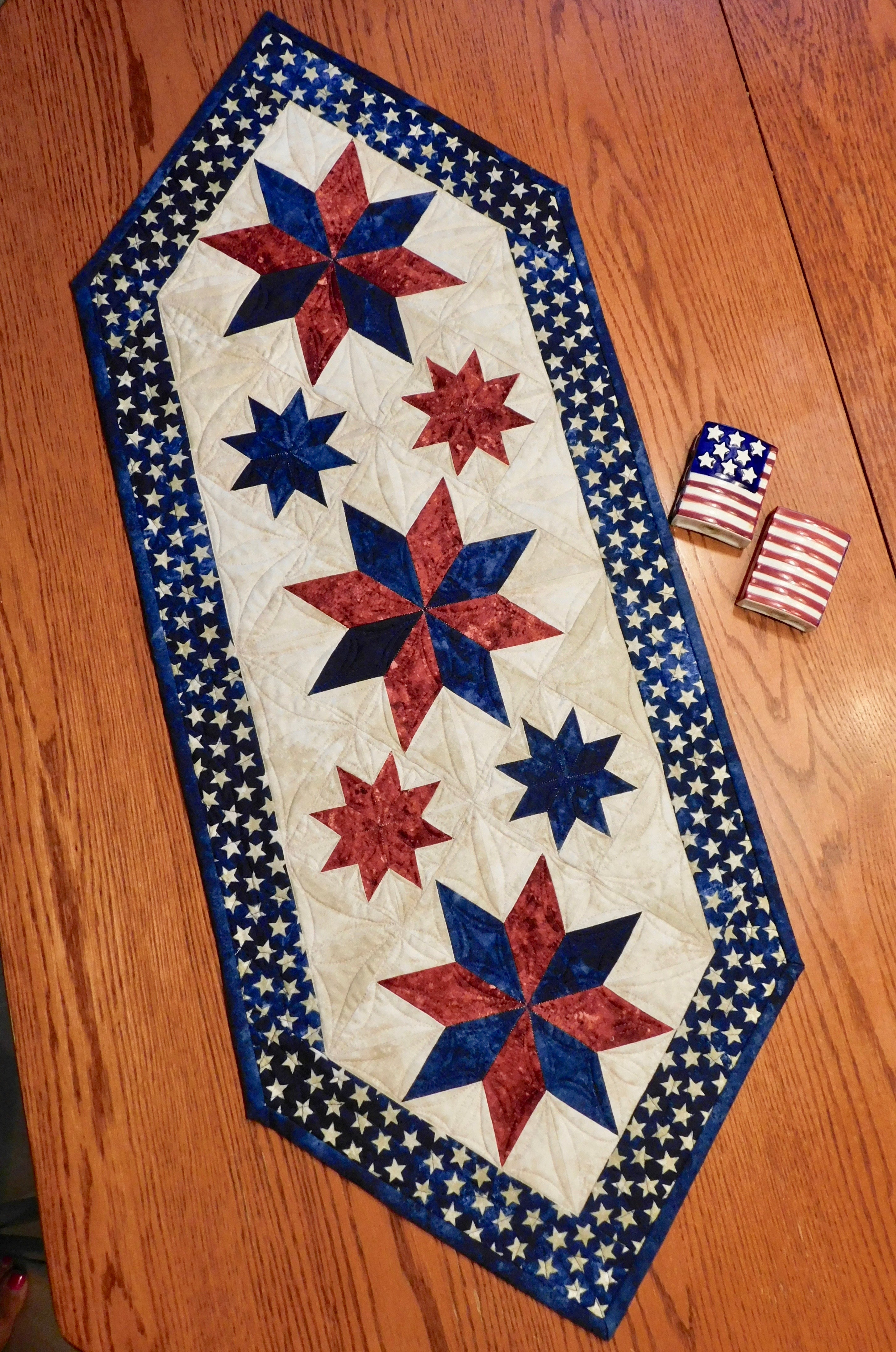 Kit - Patriotic Lemoyne Star Table Runner