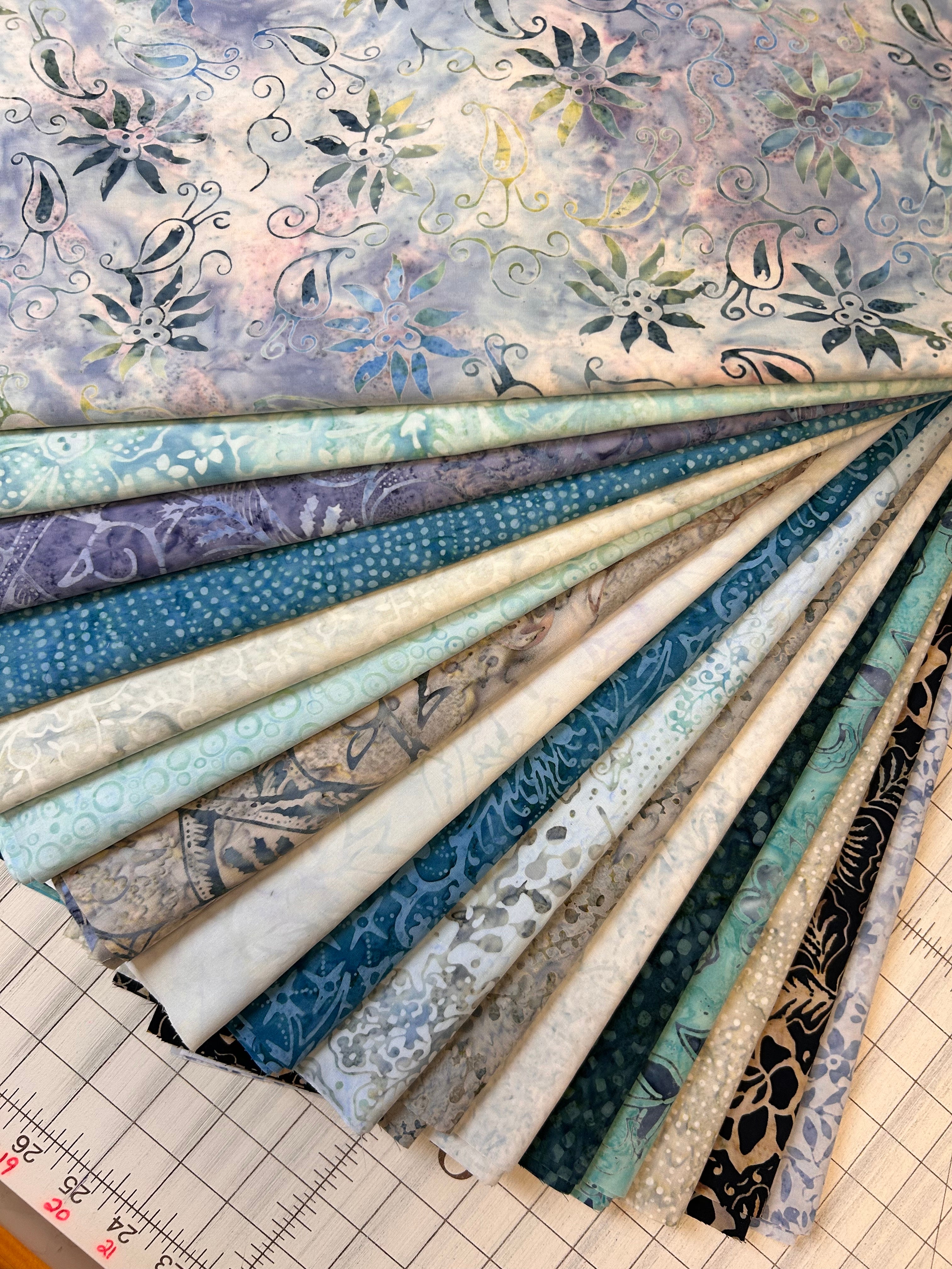Mountain Meadow - Fat Quarter Bundle 17